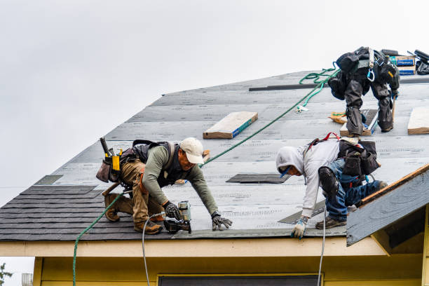 Professional Gutter Installation technician working in Springville, UT